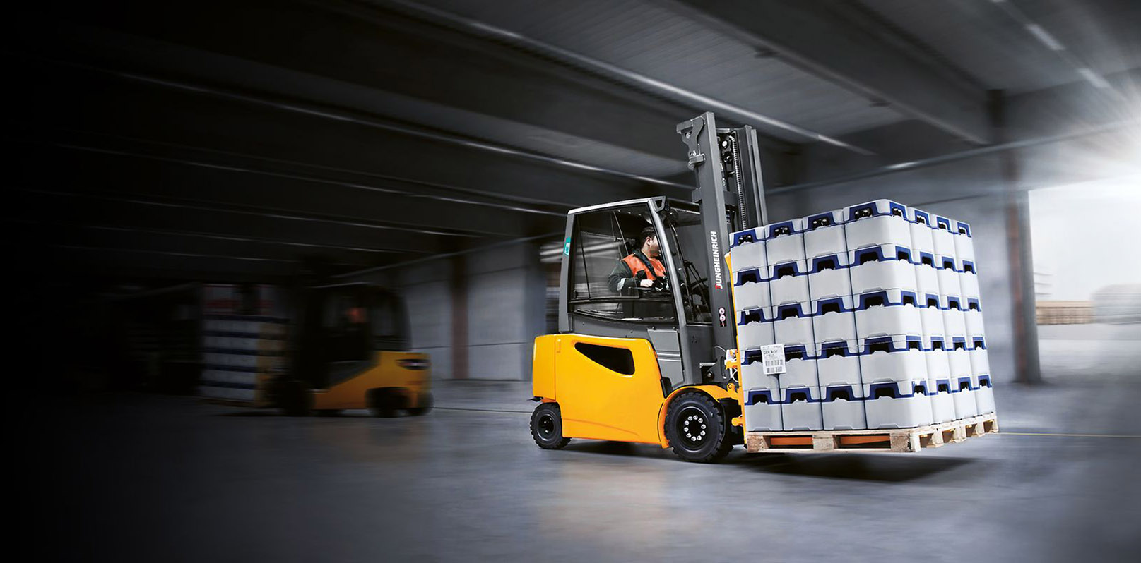 stage-electric-forklifts3-1.jpg